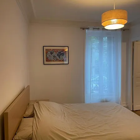 Apartment Bright 3 In The 16th