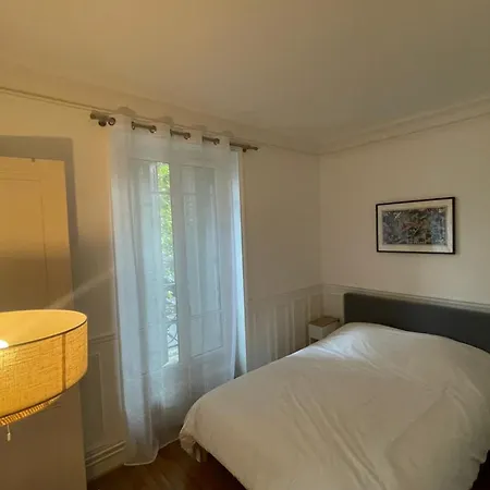 Bright 3 In The 16th Apartment Paris